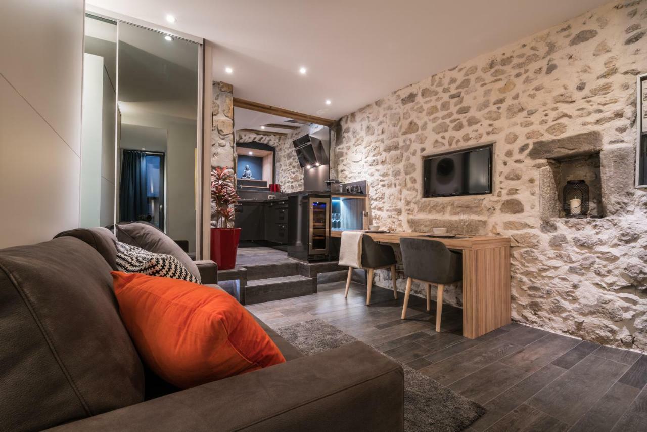 Le Balcon De La Vieille Ville Анси Екстериор снимка